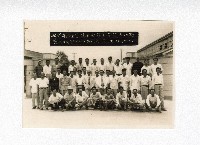 高雄縣政府優秀農民參觀震旦機器鐵工廠留影藏品圖，第1張