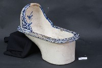 青花鞋型便池藏品圖，第2張