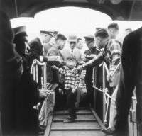 澎湖輪初航登輪情形-1藏品圖，第1張