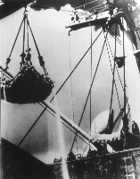 吊離船艙藏品圖，第1張