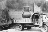 散裝肥料用抓斗裝卸卡車藏品圖，第1張