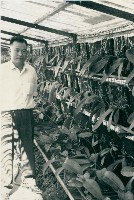 高雄市郊外左營的洋蘭栽培家李金盛氏邸訪問藏品圖，第1張