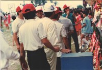 高雄市小港區鳳鳴國民小學學校暨社區聯合運動會－熱鬧的參與人群藏品圖，第1張