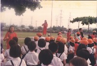 師長戶外進行演講藏品圖，第1張