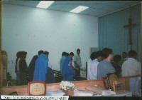 外籍船員於海員漁民中心內禮拜之情形藏品圖，第1張