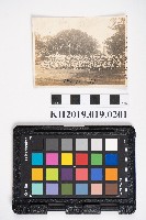 屏東女中四年級生於彰化八卦山上藏品圖，第1張