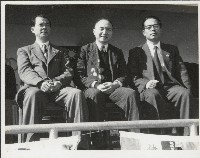 謝掙強參觀中聯運動會藏品圖，第1張