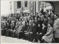 謝掙強與高雄市省轄市第三屆議會全體議員藏品圖，第1張