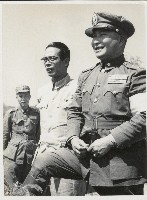 謝掙強與石覺司令官視察防空演習藏品圖，第1張