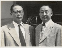 謝掙強與友人合影-1藏品圖，第1張