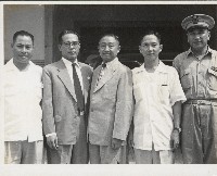 謝掙強與友人合影-2藏品圖，第1張