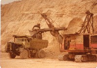 台灣水泥公司廠區機具工作照-2藏品圖，第1張