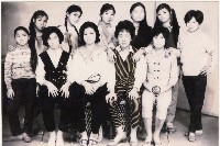 劇團演員與觀眾於澎湖合影藏品圖，第1張