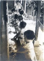 海軍幼稚園學童洗手情景藏品圖，第1張