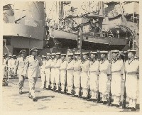 黎玉璽陪同外國將領檢閱儀隊藏品圖，第1張