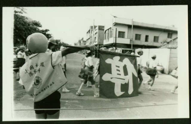 鳳林國小學生放學時-6的圖片
