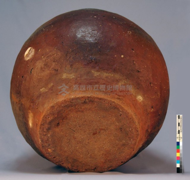灰褐釉陶缸藏品圖，第5張