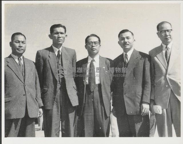 謝掙強與高雄市省轄市第一、二屆議會正副議長藏品圖，第1張