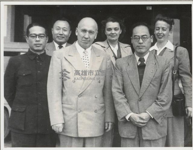 謝掙強與鐘義德合影藏品圖，第1張