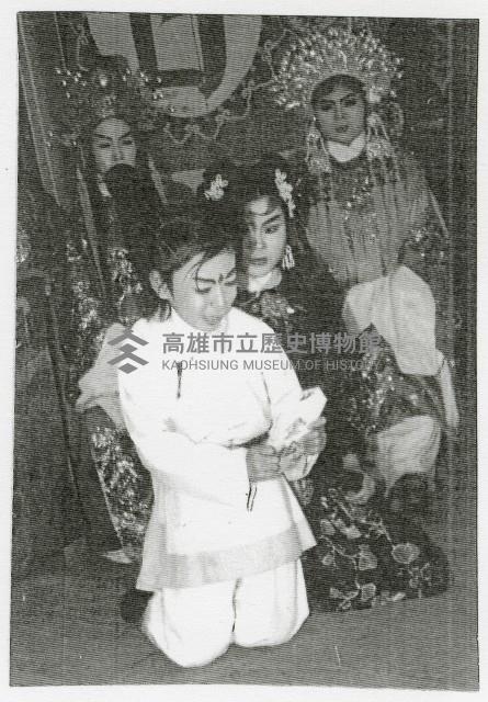 日光歌劇團出演《萬里尋父》實照藏品圖，第1張