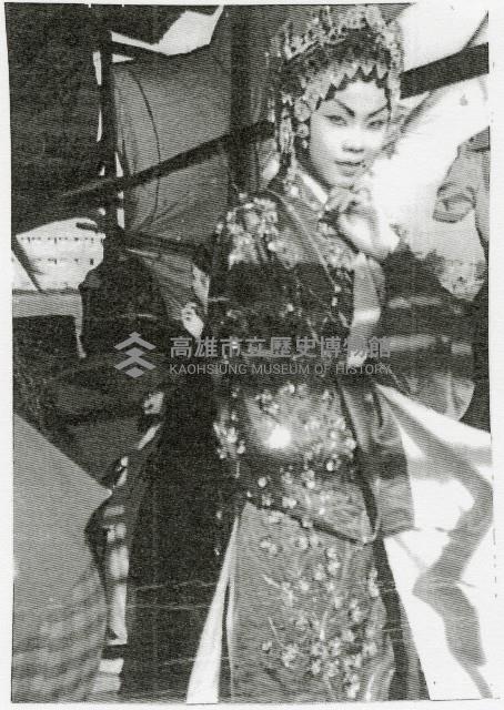 演員於野臺戲後臺留影藏品圖，第1張