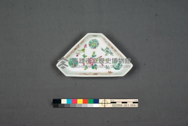 加彩花草紋九拼盤藏品圖，第4張