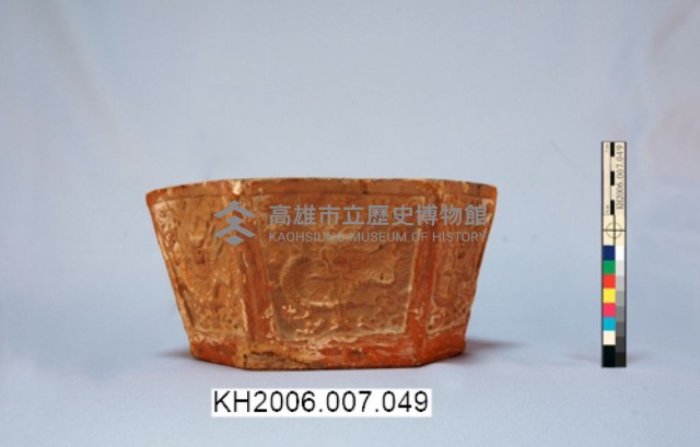 陶質龍紋香爐藏品圖，第1張