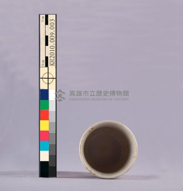 囍字花卉鬥雞紋彩瓷杯藏品圖，第7張