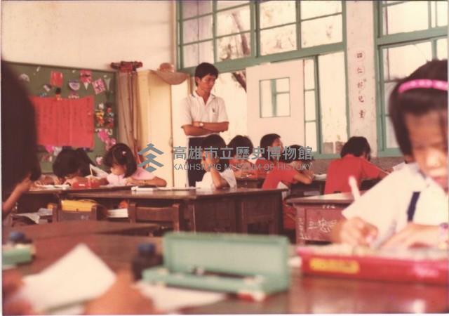 1970至1980年代學生上課情形-3藏品圖，第1張