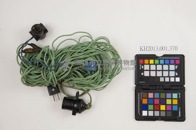 皮影戲工具-燈座與電線藏品圖，第1張