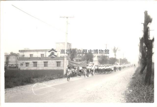 鳳鳴國小學生遊行-18藏品圖，第1張