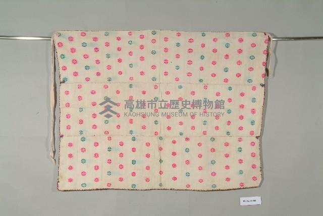 太魯閣族女子禮裝用浮織背披衣藏品圖，第1張