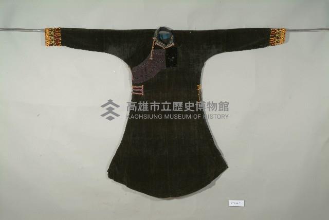 魯凱族珠工飾紋長衣藏品圖，第1張