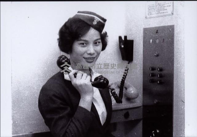 大新百貨公司的電梯小姐藏品圖，第1張