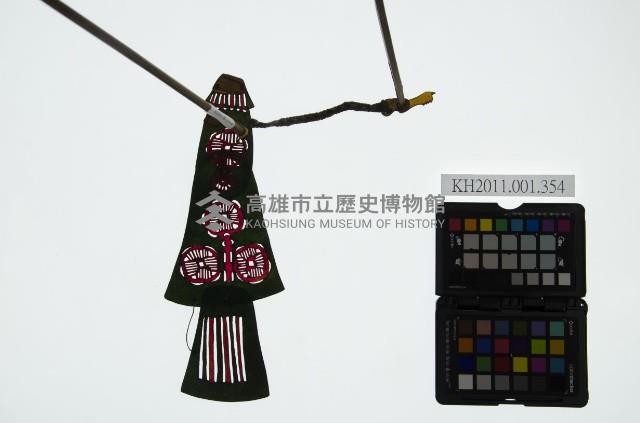 皮影戲簽桿立身偶-老旦（偶身）藏品圖，第1張