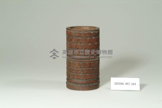 乾漆竹刻筆筒-2藏品圖，第1張