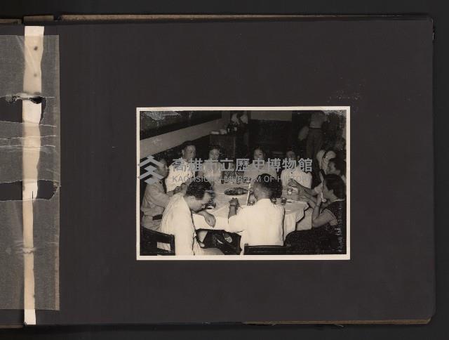 高雄市長謝掙強探訪海軍（相冊）藏品圖，第21張