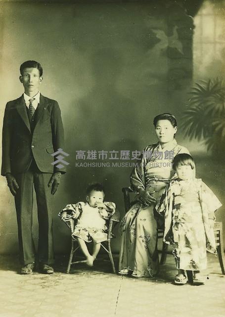 蔡炭先生全家福藏品圖，第1張