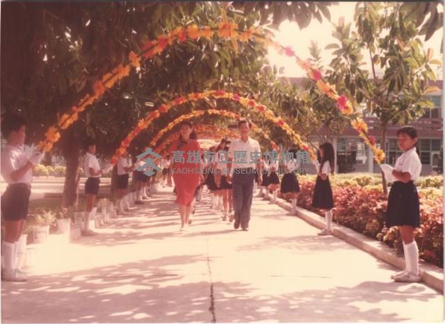 畢業典禮大合照-2藏品圖，第1張