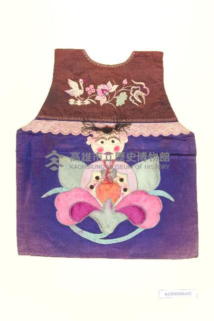 青緞地連生貴子貼布繡胸圍兜藏品圖，第1張
