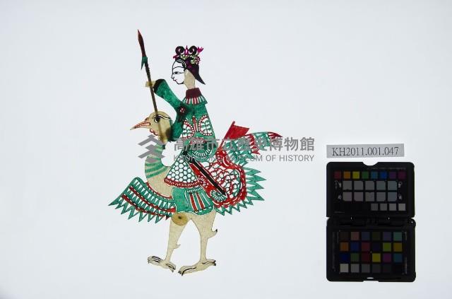 皮影戲偶全身女騎-道姑騎禽鳥藏品圖，第1張