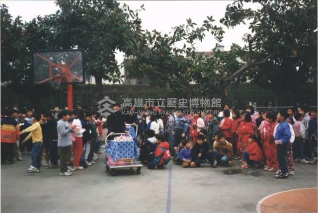 八十七學年度鳳鳴國小師生聯合慶生會-2藏品圖，第1張