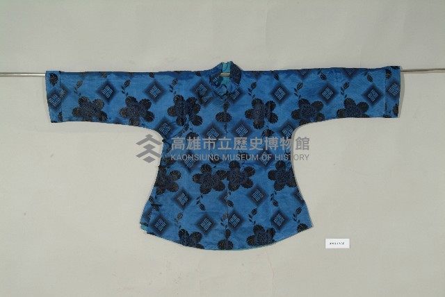 寶藍地提花絲綢大襟女衫藏品圖，第1張