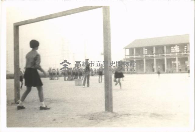 體育課玩趣味球類運動藏品圖，第1張