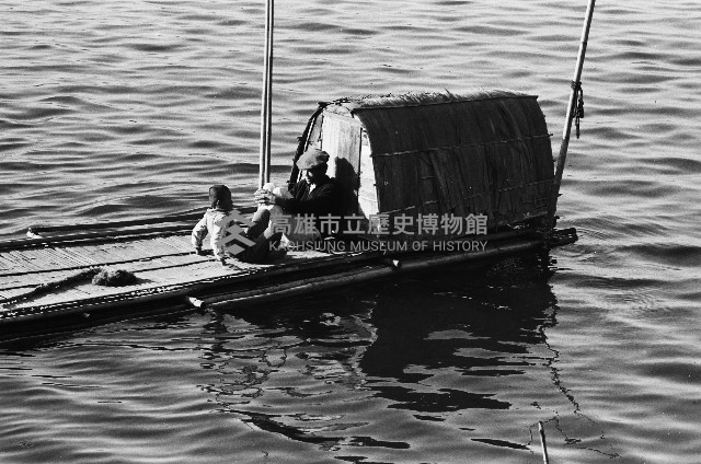 2人在繒筏上相對而坐藏品圖，第1張