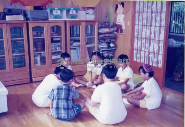 小組活動課程於圖書館藏品圖，第1張