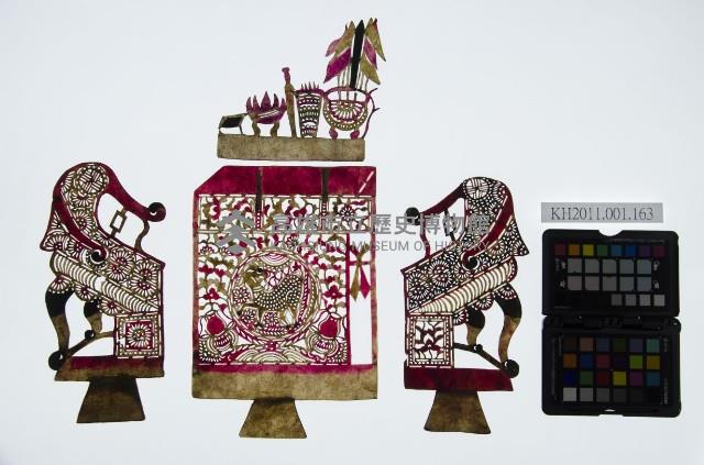 皮影戲道具偶-一桌二椅藏品圖，第1張