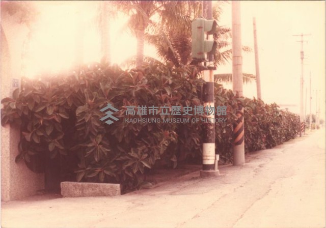 鳳鳴國小校門口街道景緻藏品圖，第1張