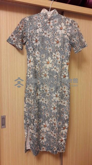 蕾絲刺繡印花旗袍藏品圖，第1張