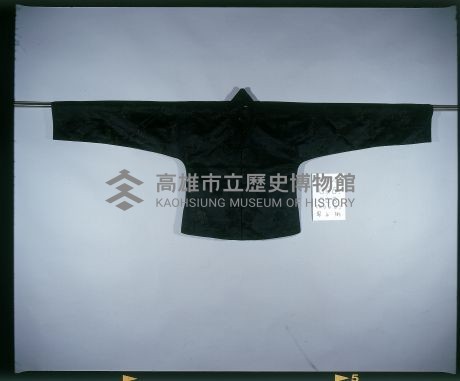黑提花緞地立領、對襟馬褂-2藏品圖，第1張